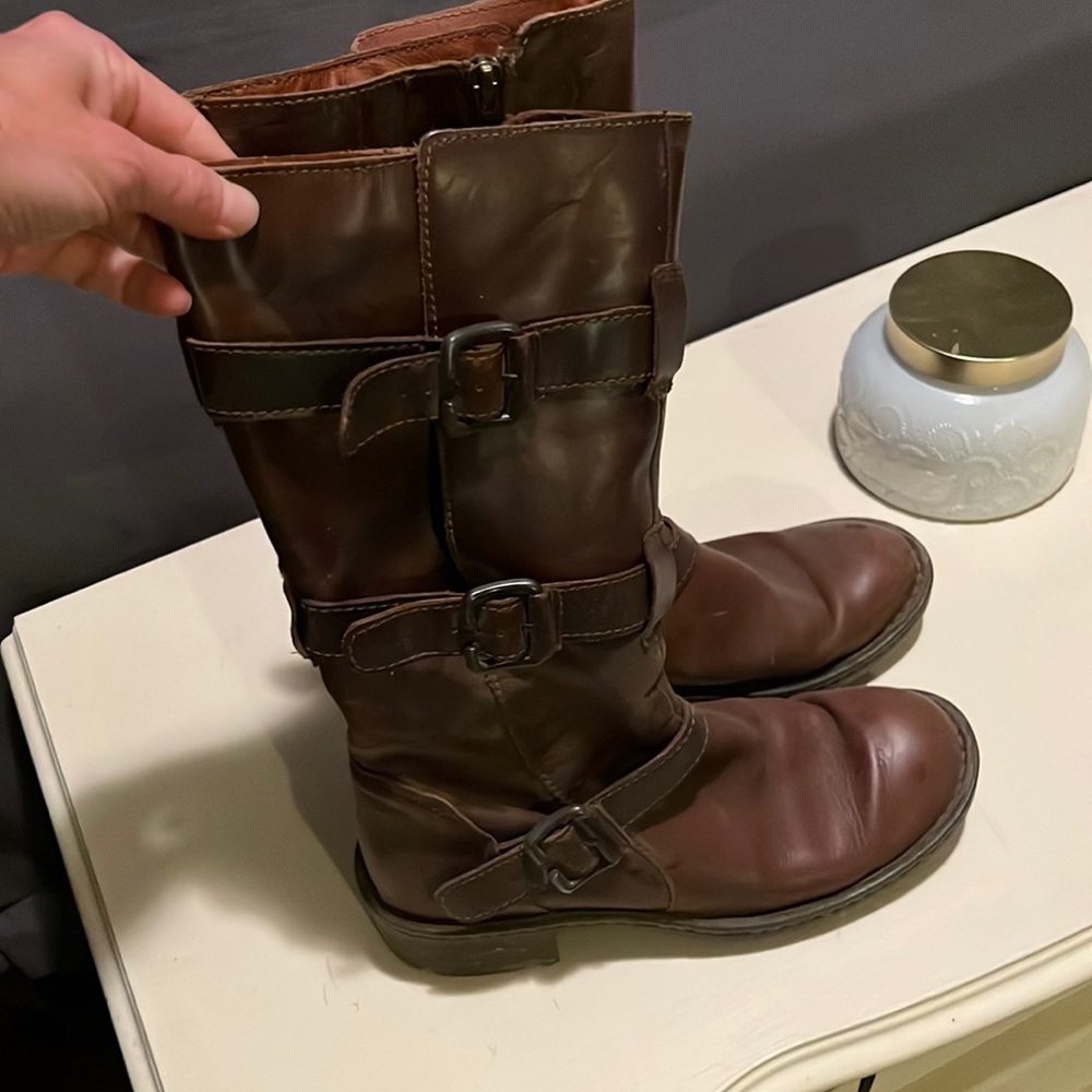 Born mid calf leather boot